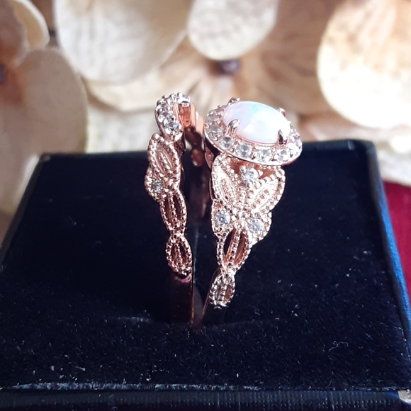 💕 ROSE GOLD RINGS - Picture 3 of 8